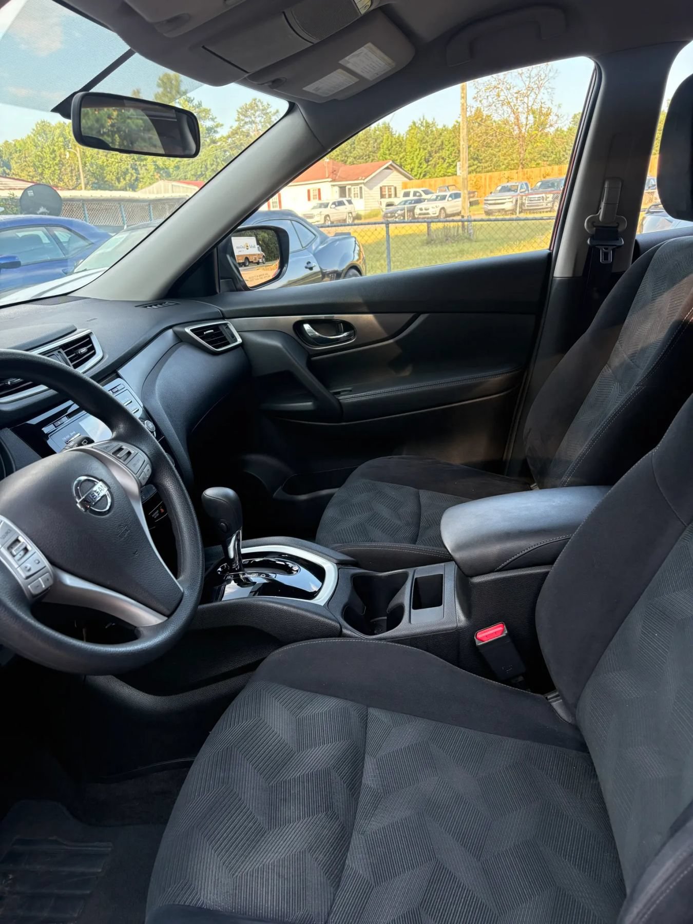 Used 2016 Nissan Rogue S AWD/4WD image 47