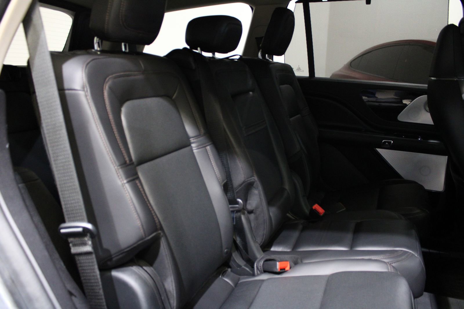 Used 2021 Lincoln Aviator Reserve w/ Equipment Group 202A AWD/4WD image 21