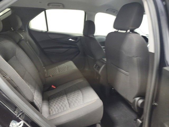 Used 2020 Chevrolet Equinox LT w/ Driver Convenience Package image 13