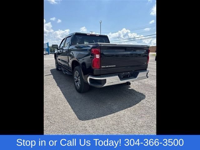 Used 2023 Chevrolet Silverado 1500 LT AWD/4WD image 9