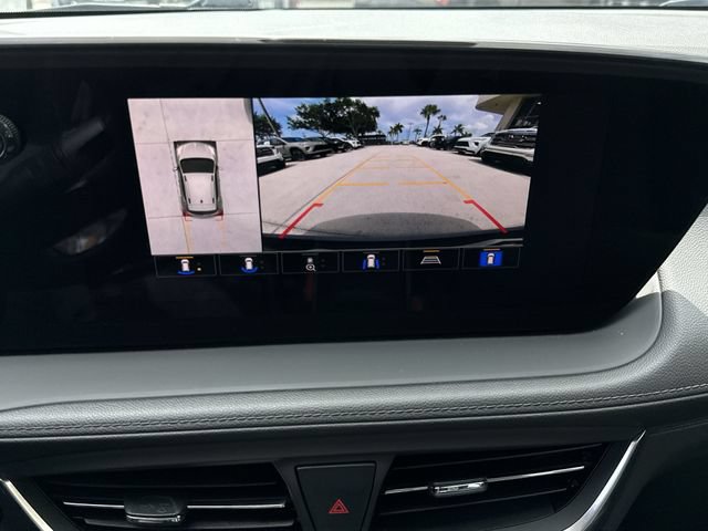 Certified 2024 Buick Encore GX Preferred w/ Advanced Technology Package FWD image 25