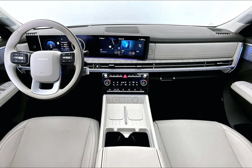 Used 2025 Hyundai Santa Fe Calligraphy FWD image 19