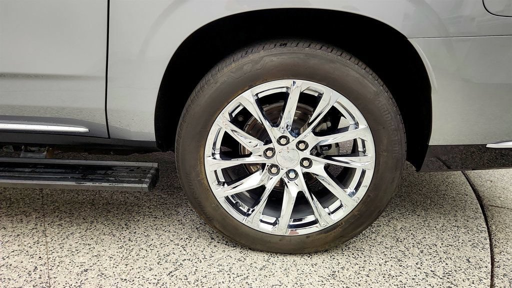 Used 2023 Cadillac Escalade ESV Premium Luxury Platinum w/ LPO, Radiant Package AWD/4WD image 9
