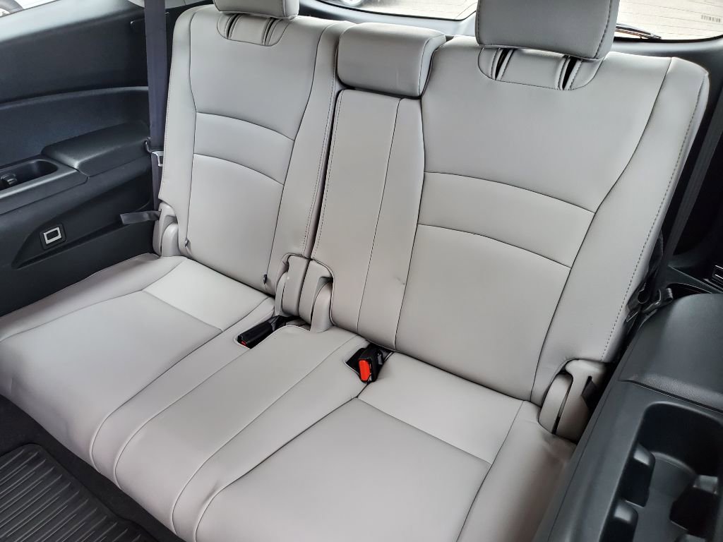 Used 2016 Honda Pilot Touring image 35