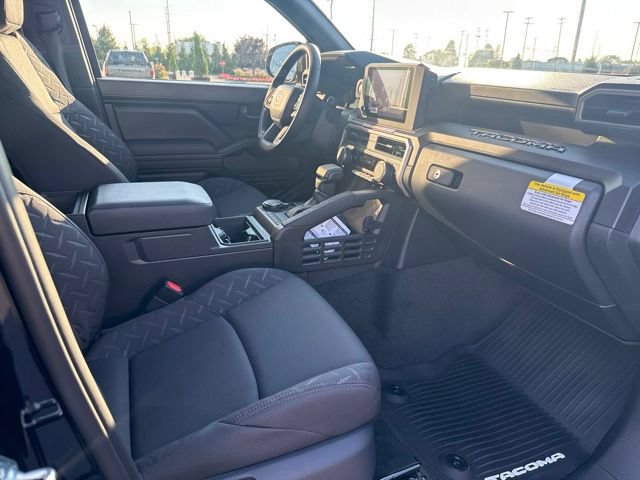 Certified 2026 Toyota Tacoma SR AWD/4WD image 26