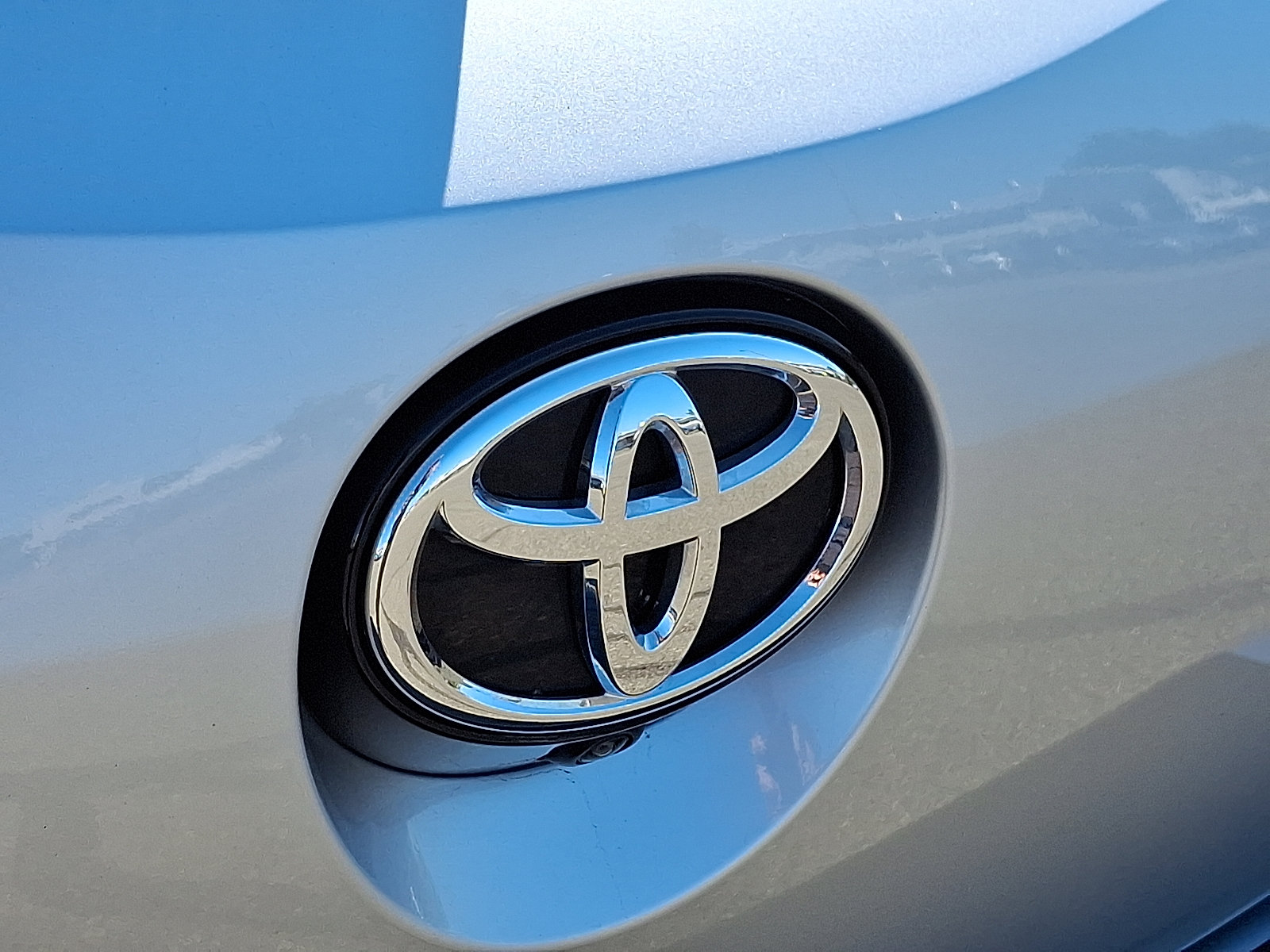 Certified 2023 Toyota Corolla XSE FWD image 30