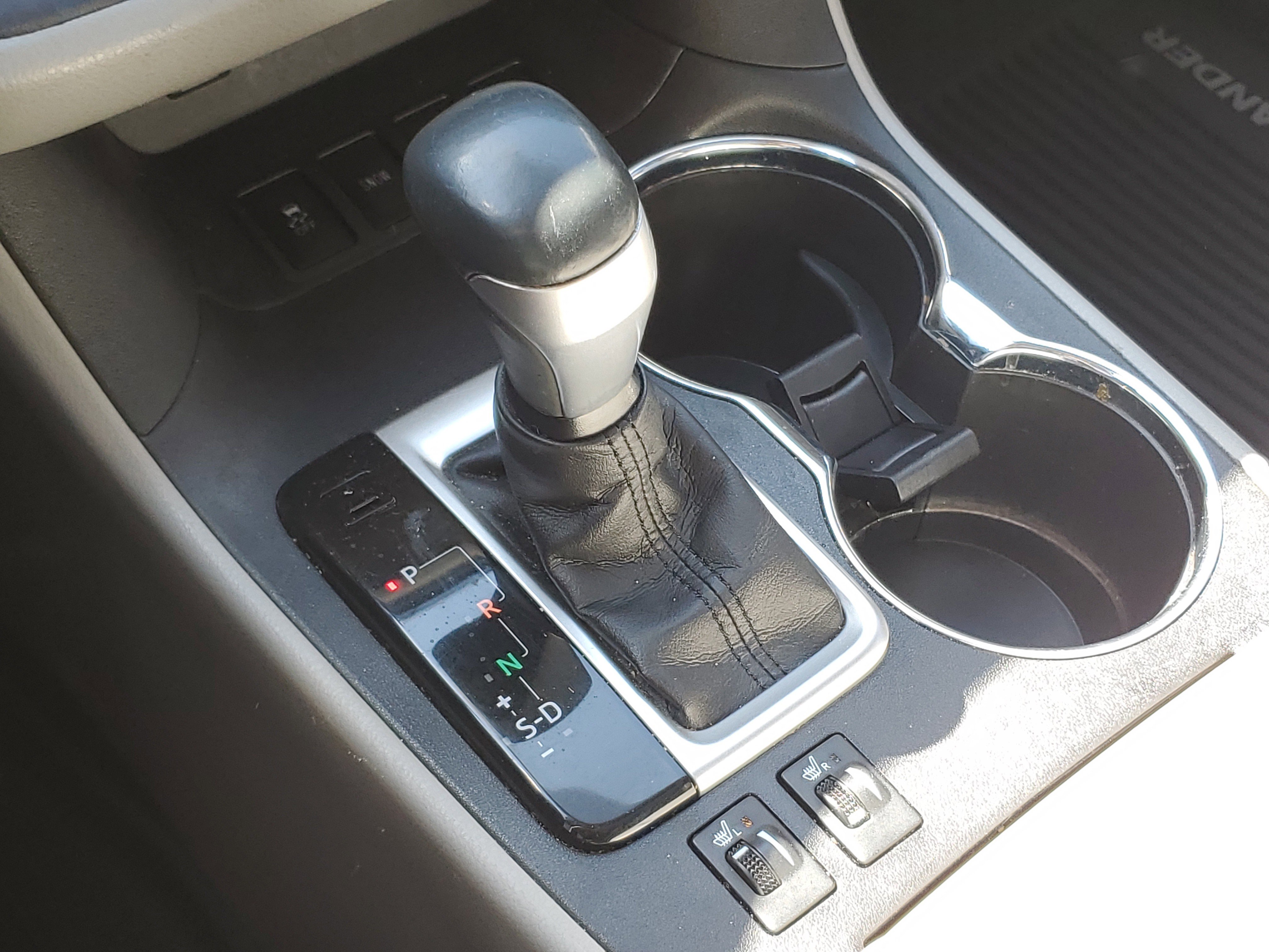 Used 2017 Toyota Highlander XLE image 24