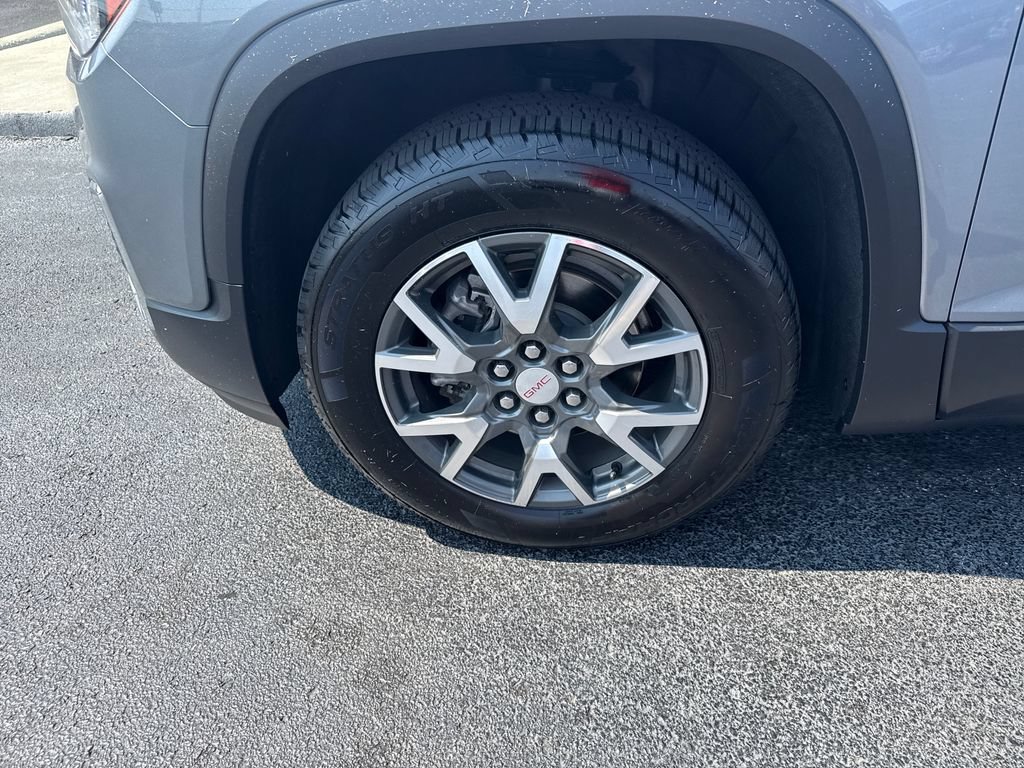 Used 2021 GMC Acadia SLE FWD image 38