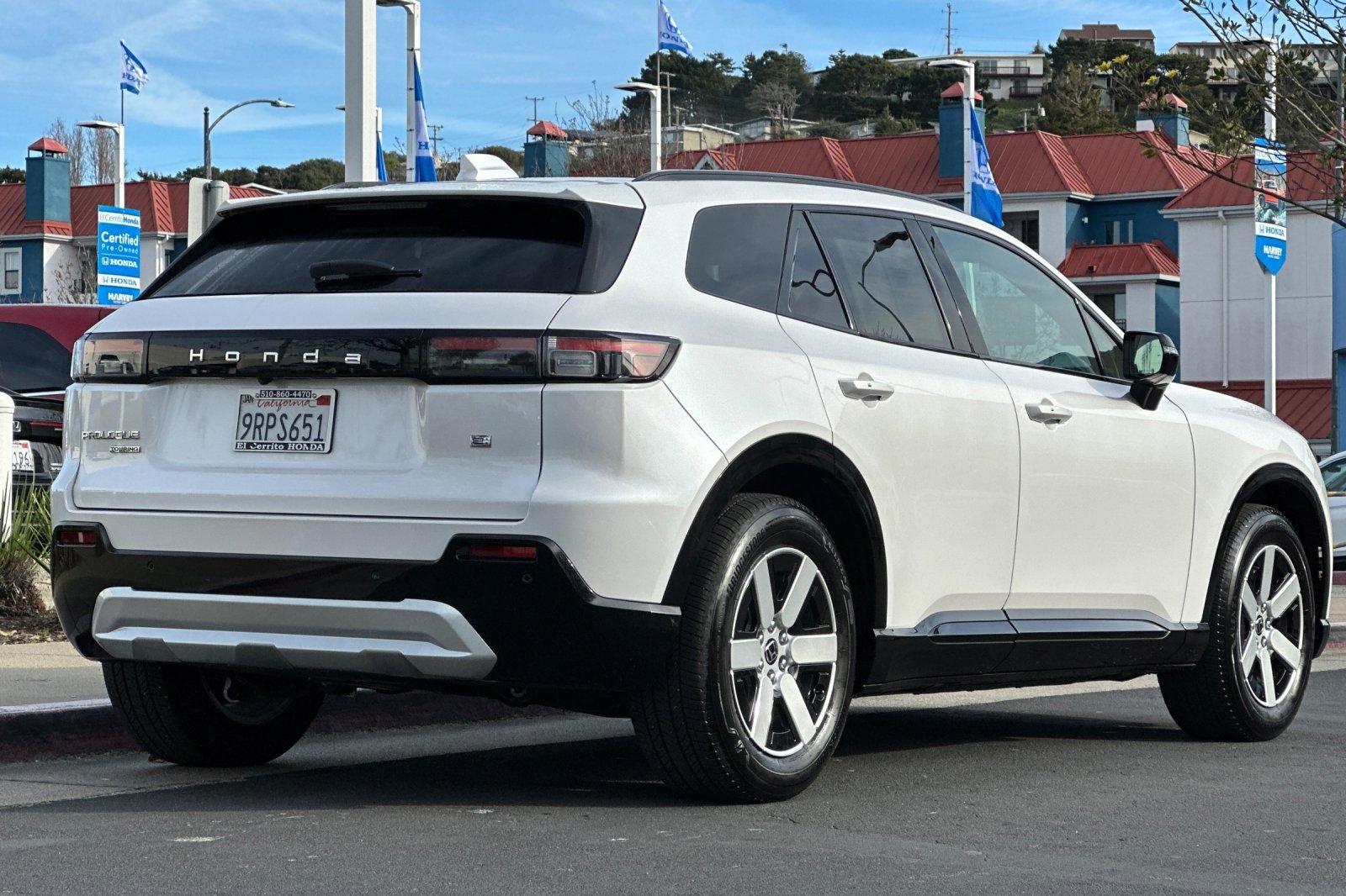 Used 2024 Honda Prologue Touring image 3