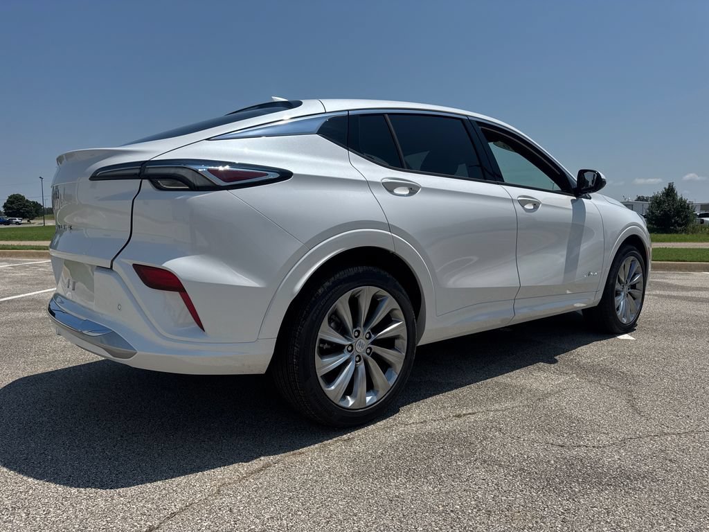 New 2026 Buick Envista Avenir FWD image 7