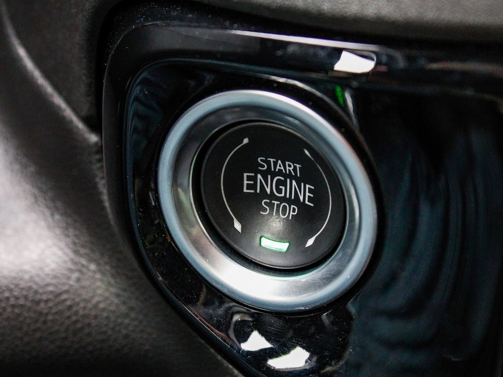 Used 2025 GMC Sierra 1500 Elevation w/ Preferred Package image 30