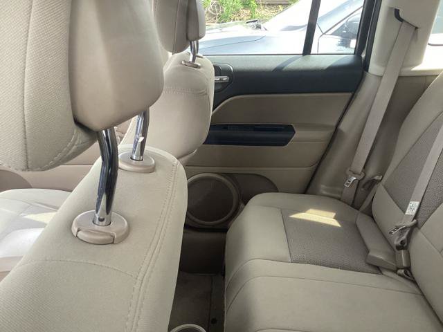 Used 2010 Jeep Patriot Latitude AWD/4WD image 5