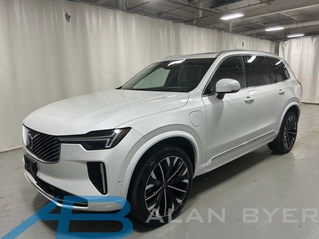 Used 2025 Volvo XC90 T8 Ultra w/ Protection Package Premier
