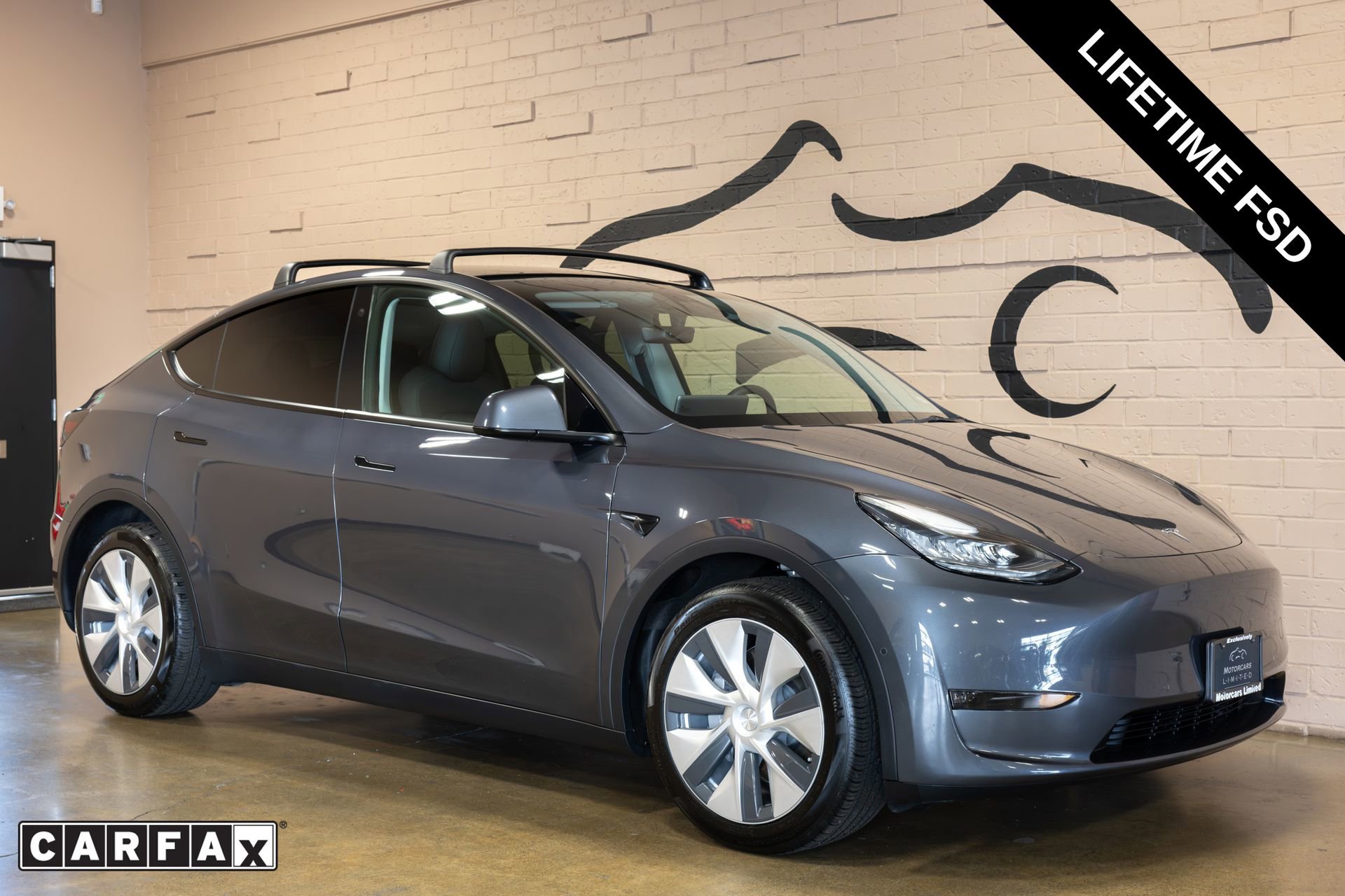 Used 2022 Tesla Model Y Long Range image 1