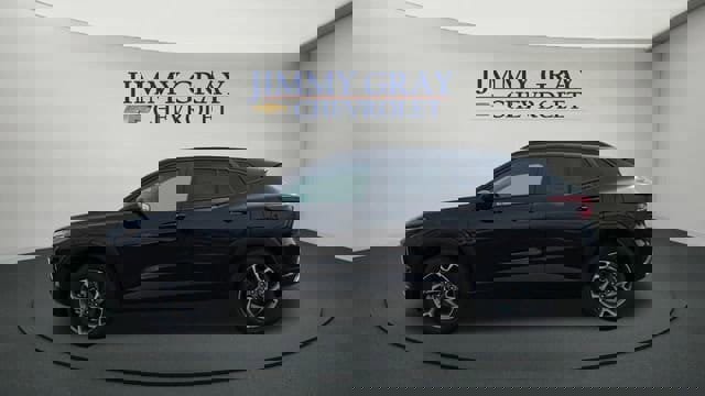 New 2026 Chevrolet Trax LT w/ Driver Confidence Package image 2