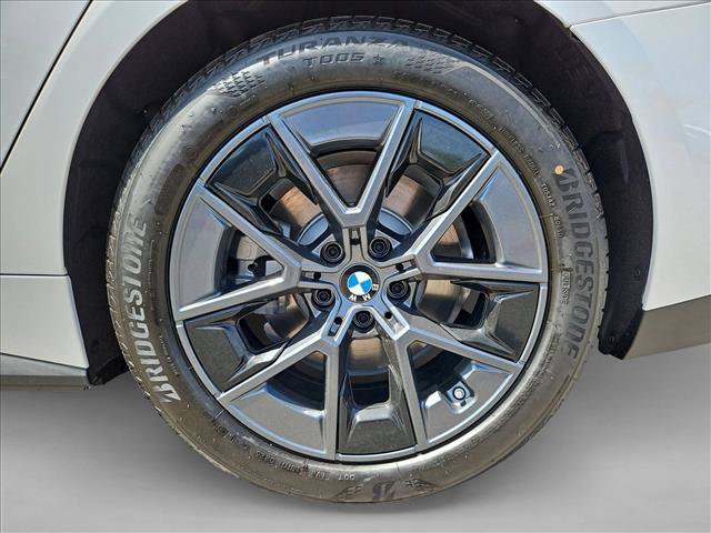 New 2026 BMW i4 eDrive40 w/ Parking Assistance Package RWD image 10