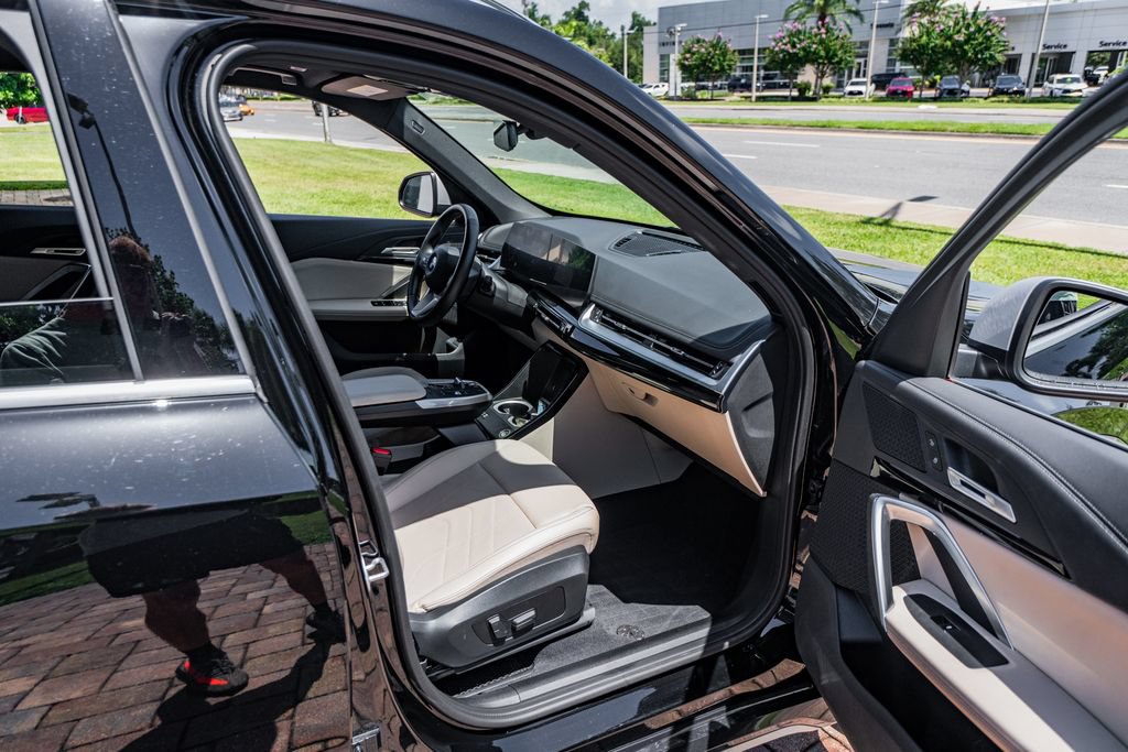 Used 2023 BMW X1 xDrive28i w/ Convenience Package AWD/4WD image 34