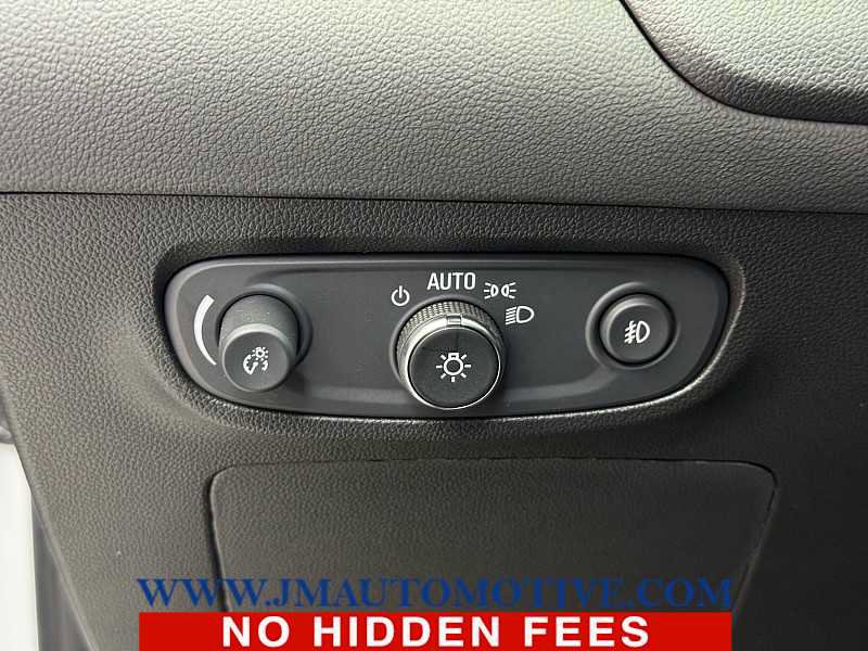 Used 2023 Buick Encore GX Preferred image 35