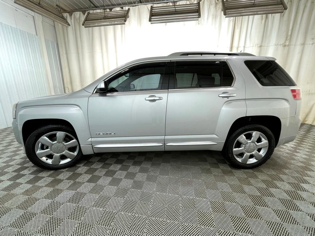 Used 2015 GMC Terrain Denali FWD image 17