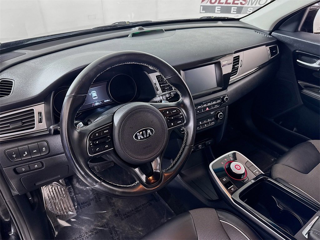 Used 2019 Kia Niro EX w/ Cold Weather Package 2.0 image 9