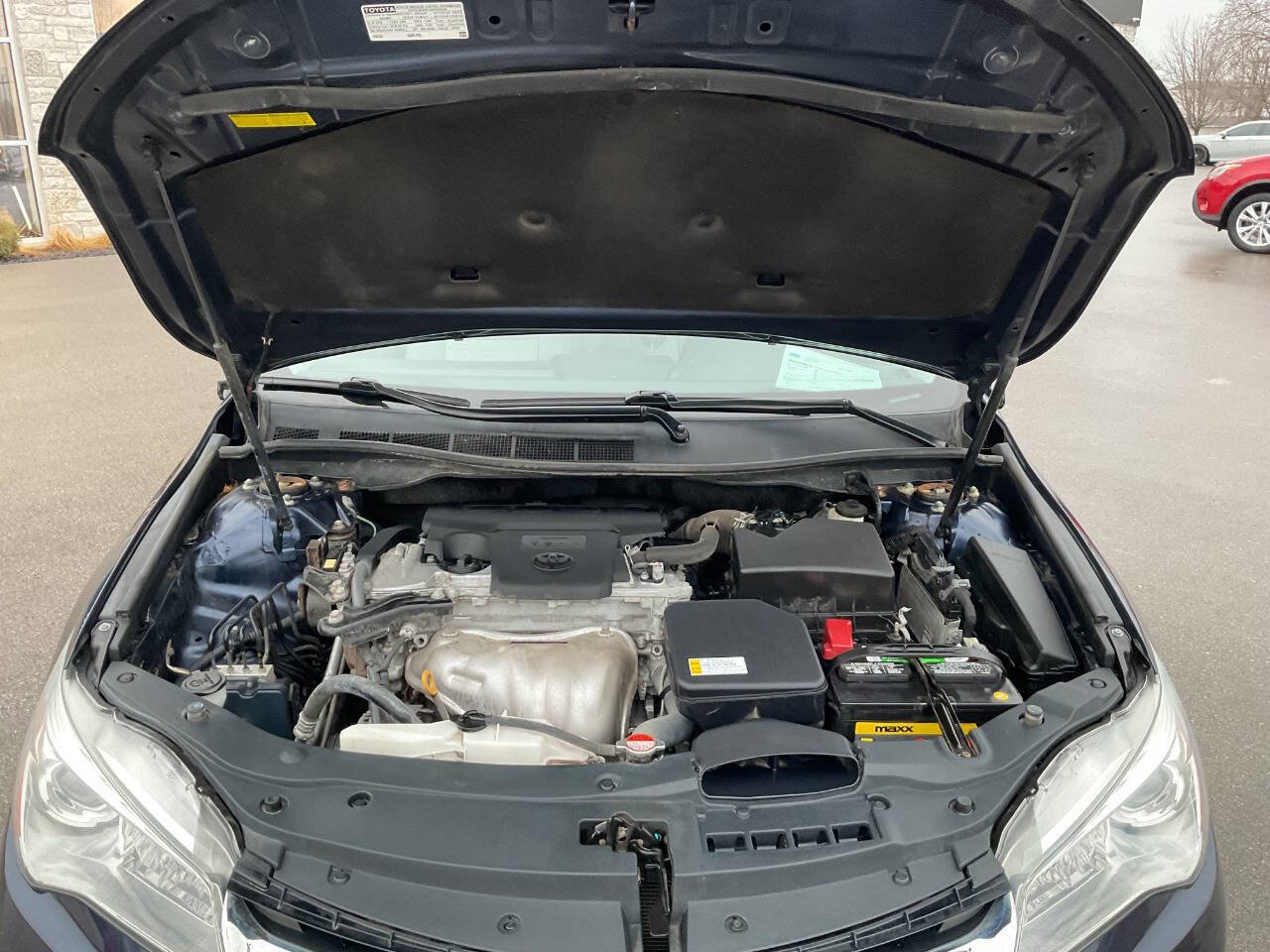 Used 2016 Toyota Camry LE image 41