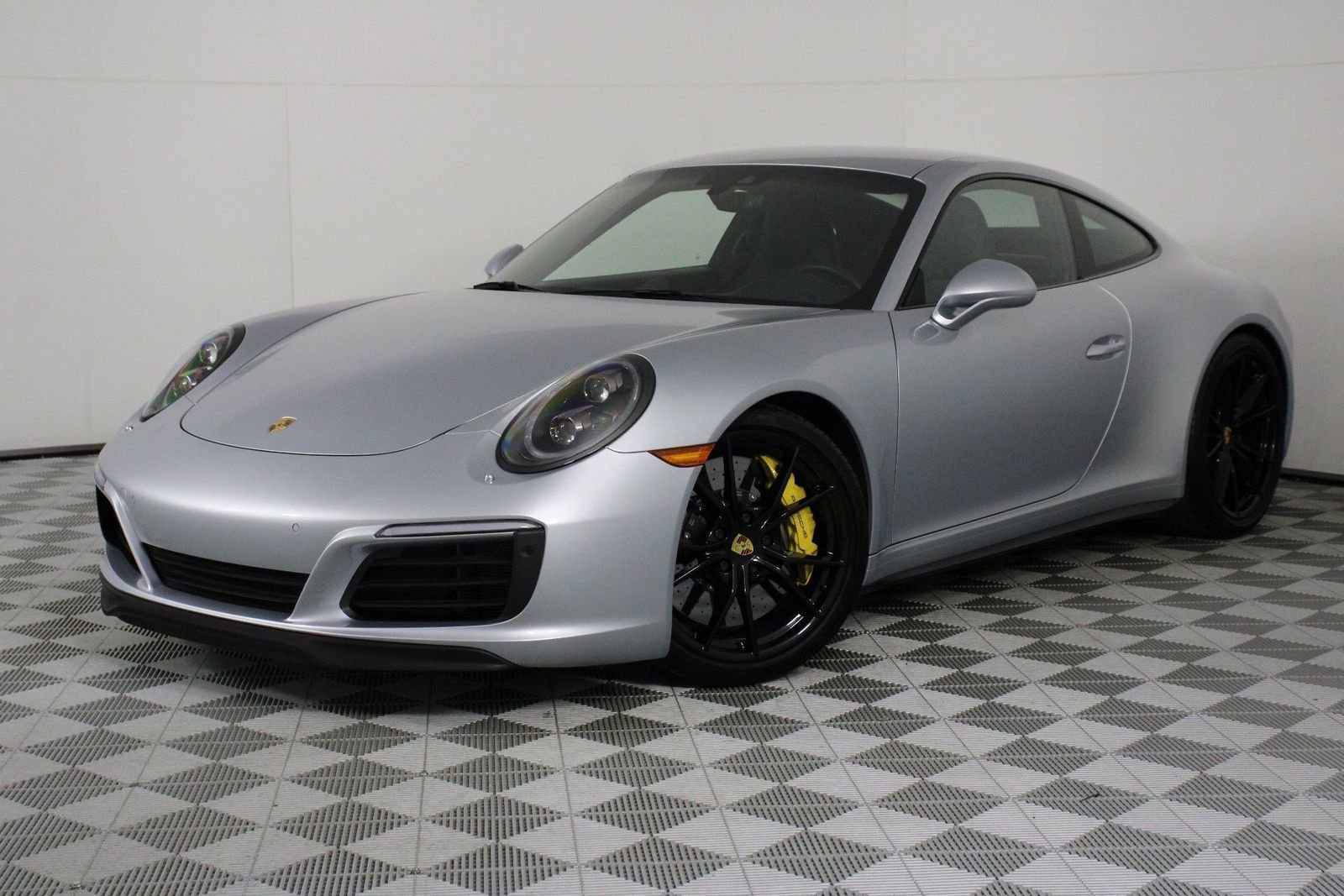 Certified 2017 Porsche 911 Carrera 4S image 34