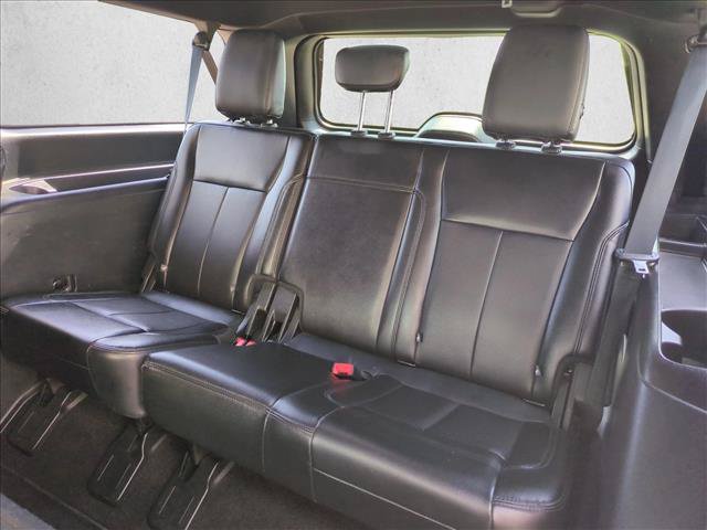 Used 2019 Ford Expedition Max XLT w/ Equipment Group 201A AWD/4WD image 18
