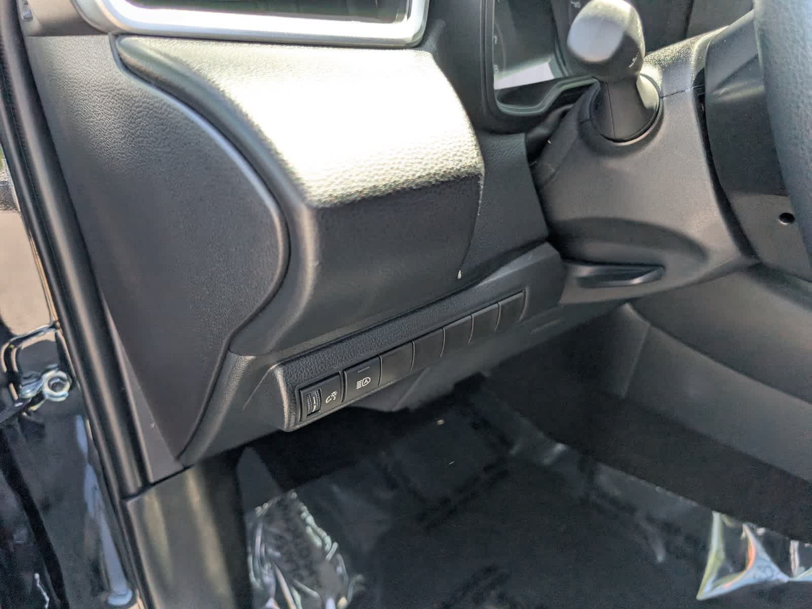 Used 2025 Toyota Corolla LE w/ LE Premium Package FWD image 18