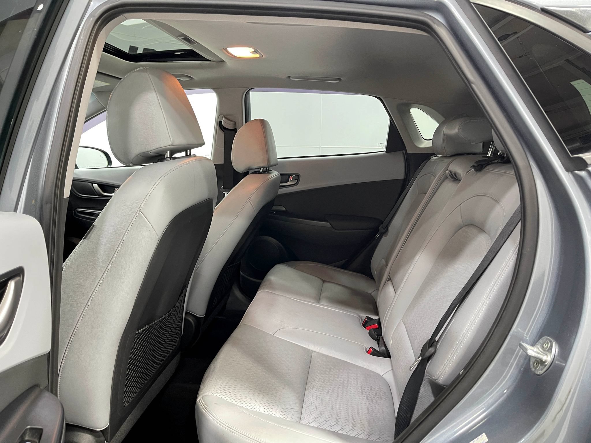 Used 2018 Hyundai Kona Limited AWD/4WD image 29