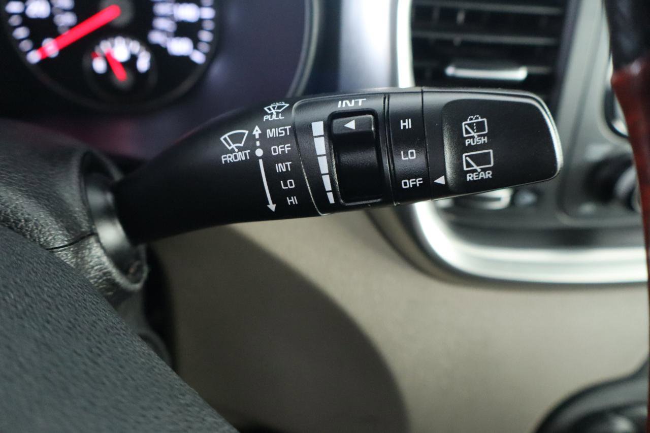 Used 2016 Kia Sorento EX image 24