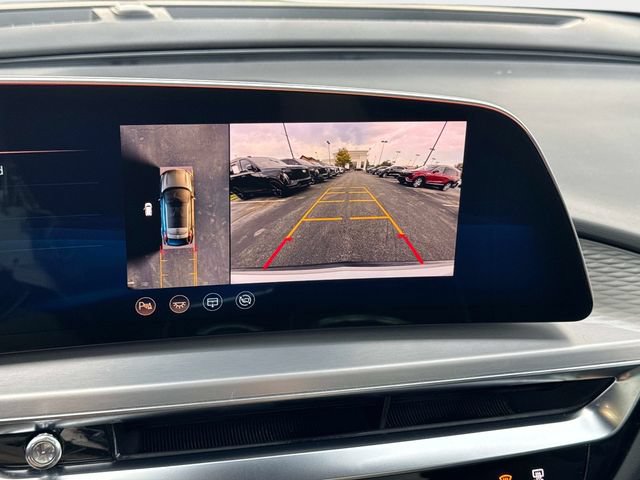 New 2025 Cadillac Lyriq Sport w/ LPO, Floor Liner Package AWD/4WD image 23