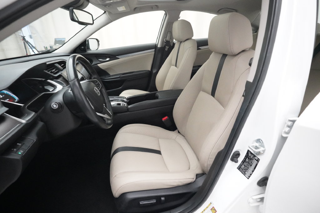 Certified 2018 Honda Civic Touring image 7