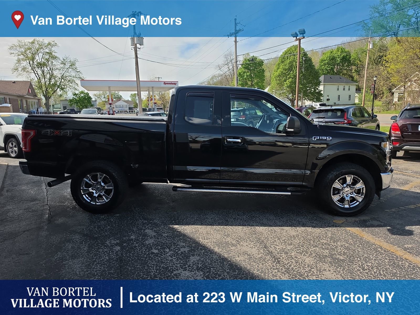 Used 2017 Ford F150 XLT w/ Equipment Group 302A Luxury AWD/4WD image 5