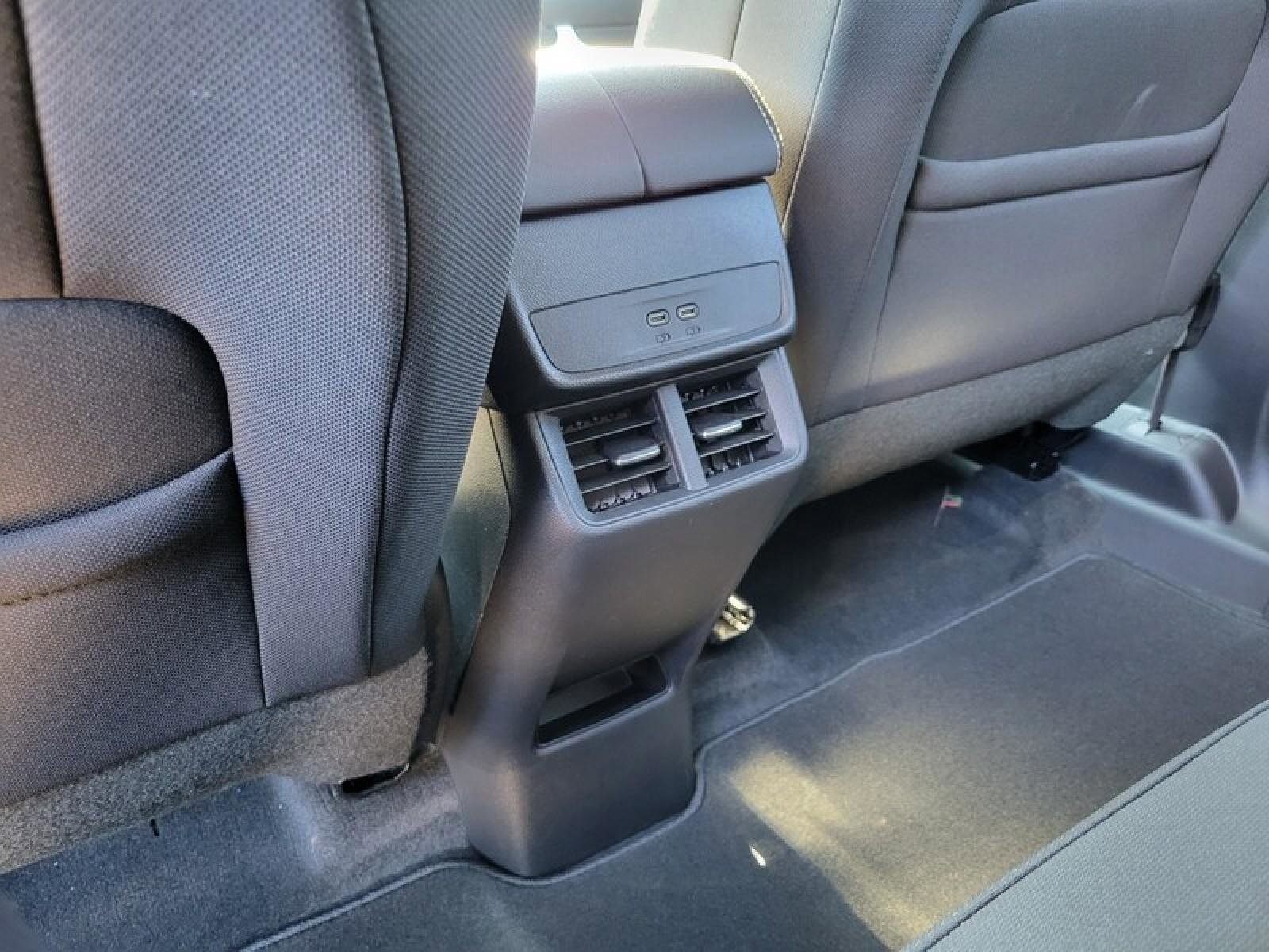 New 2026 GMC Terrain Elevation FWD image 26
