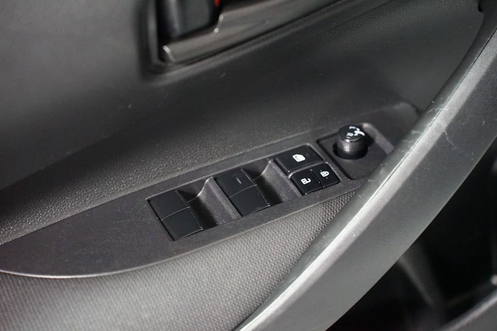 Certified 2023 Toyota Corolla LE image 28