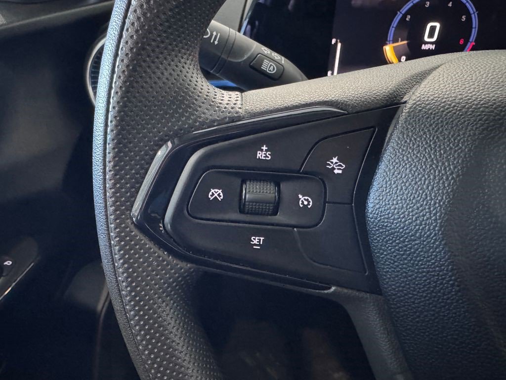 Certified 2024 Chevrolet Trax LT image 12
