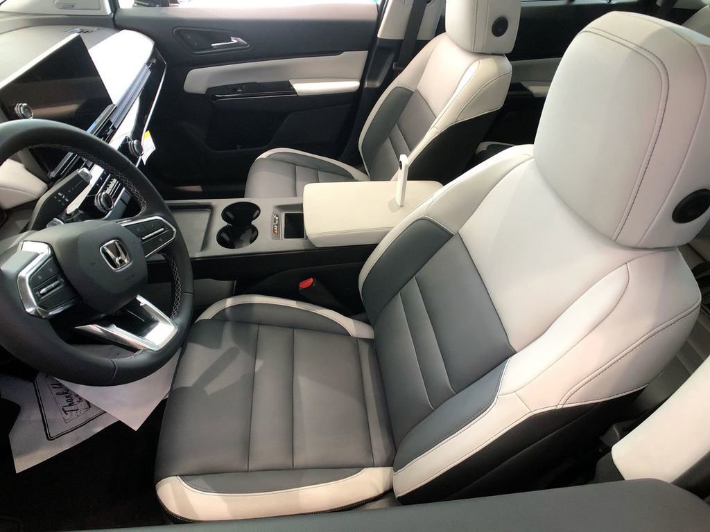 New 2025 Honda Prologue Touring image 12