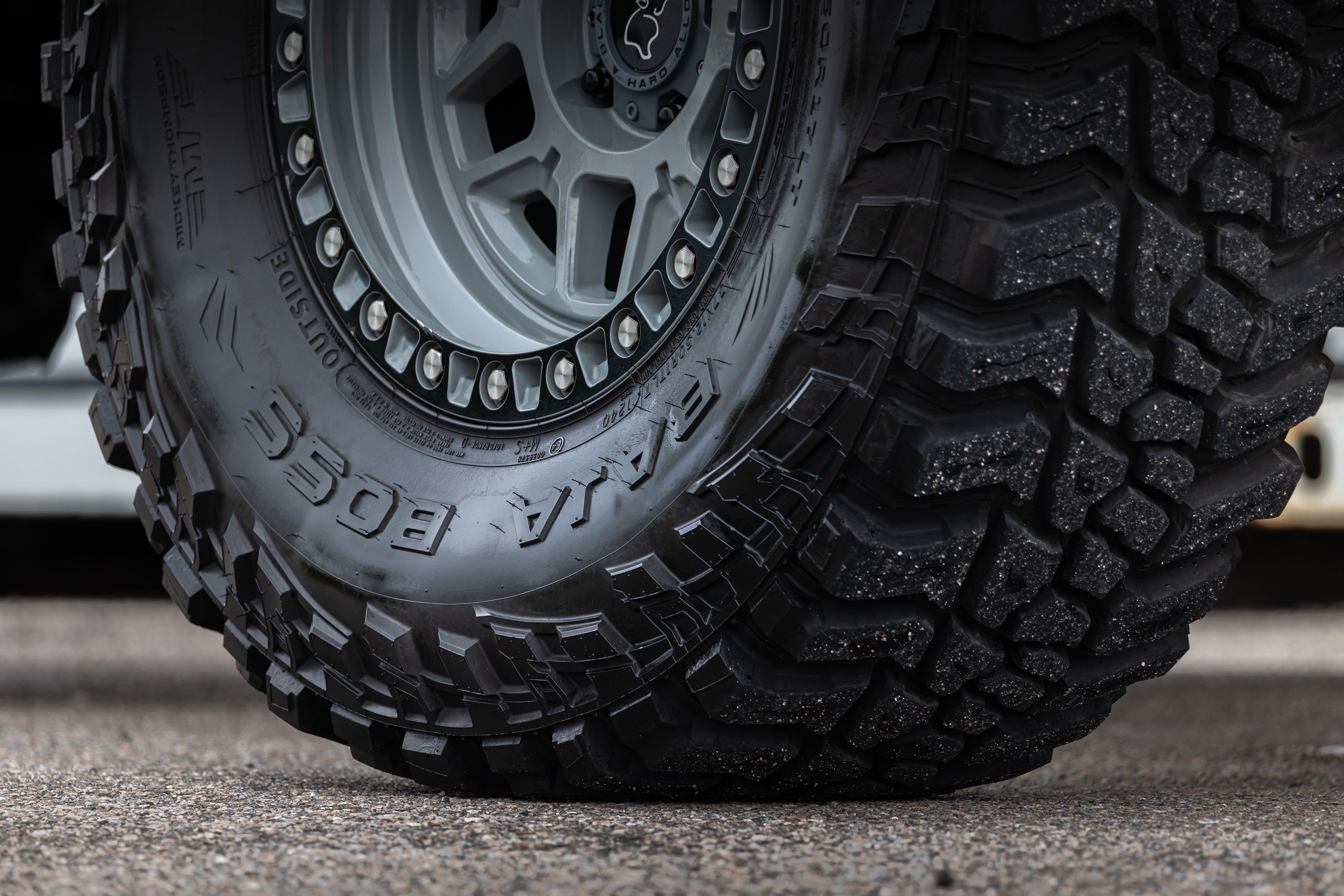 Used 2023 Jeep Wrangler Unlimited Rubicon w/ Cold Weather Group AWD/4WD image 22