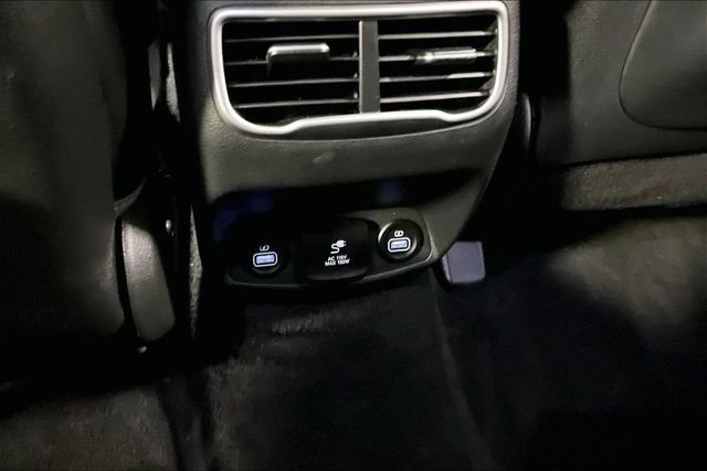 Used 2023 Hyundai Santa Fe Limited image 27