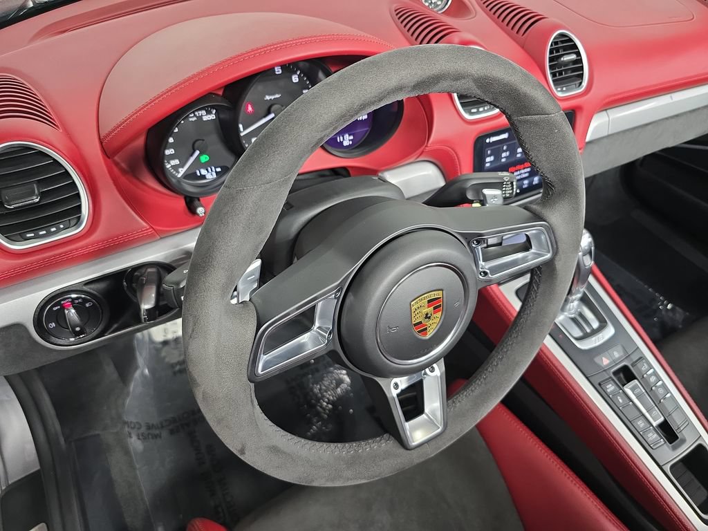 Certified 2021 Porsche 718 Boxster Spyder RWD image 4