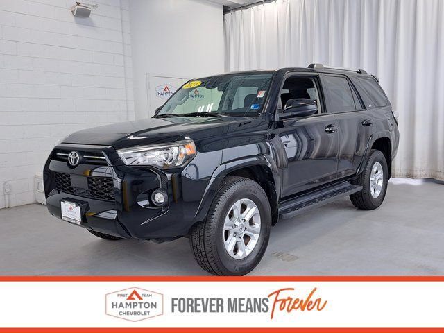 Used 2024 Toyota 4Runner SR5 AWD/4WD image 1