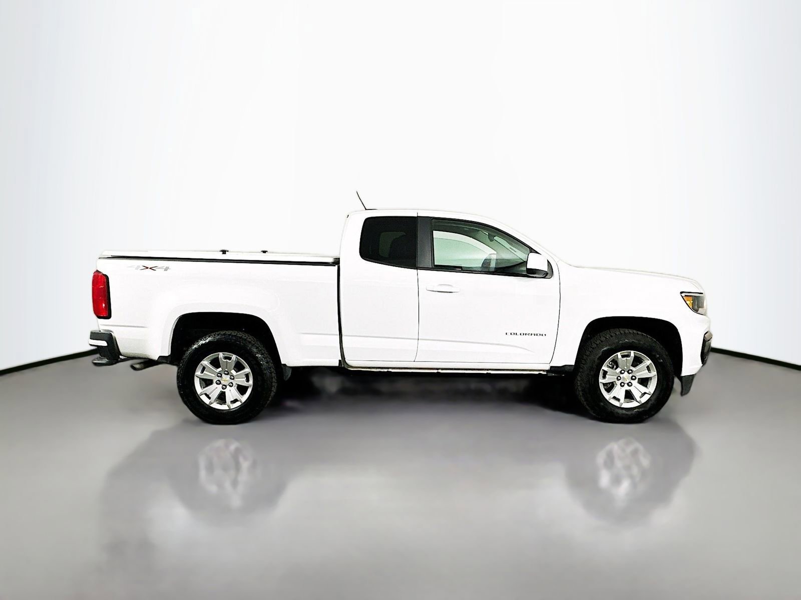Used 2021 Chevrolet Colorado LT w/ Fleet Safety Package AWD/4WD image 9
