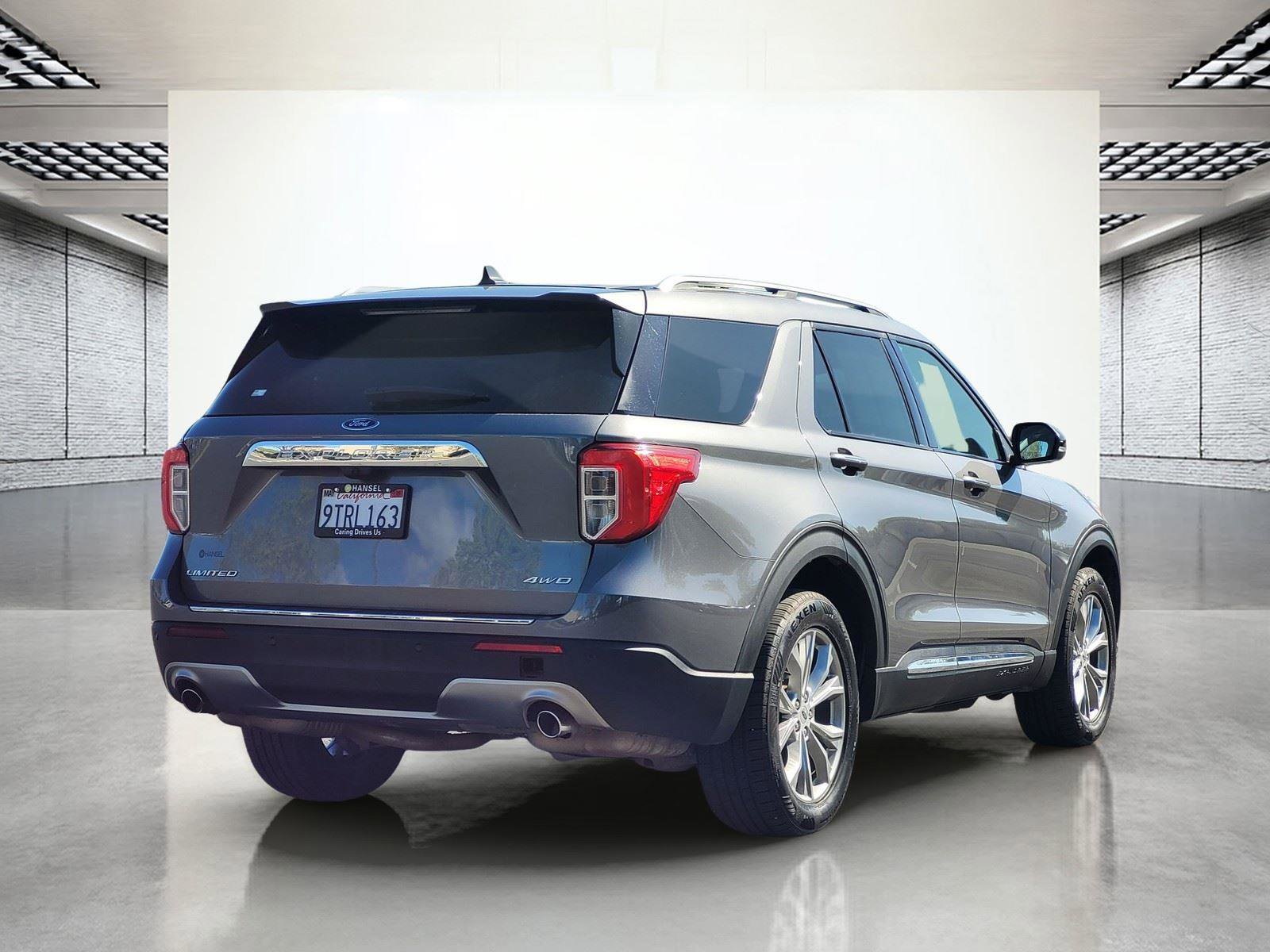 Used 2023 Ford Explorer Limited w/ Equipment Group 301A image 6