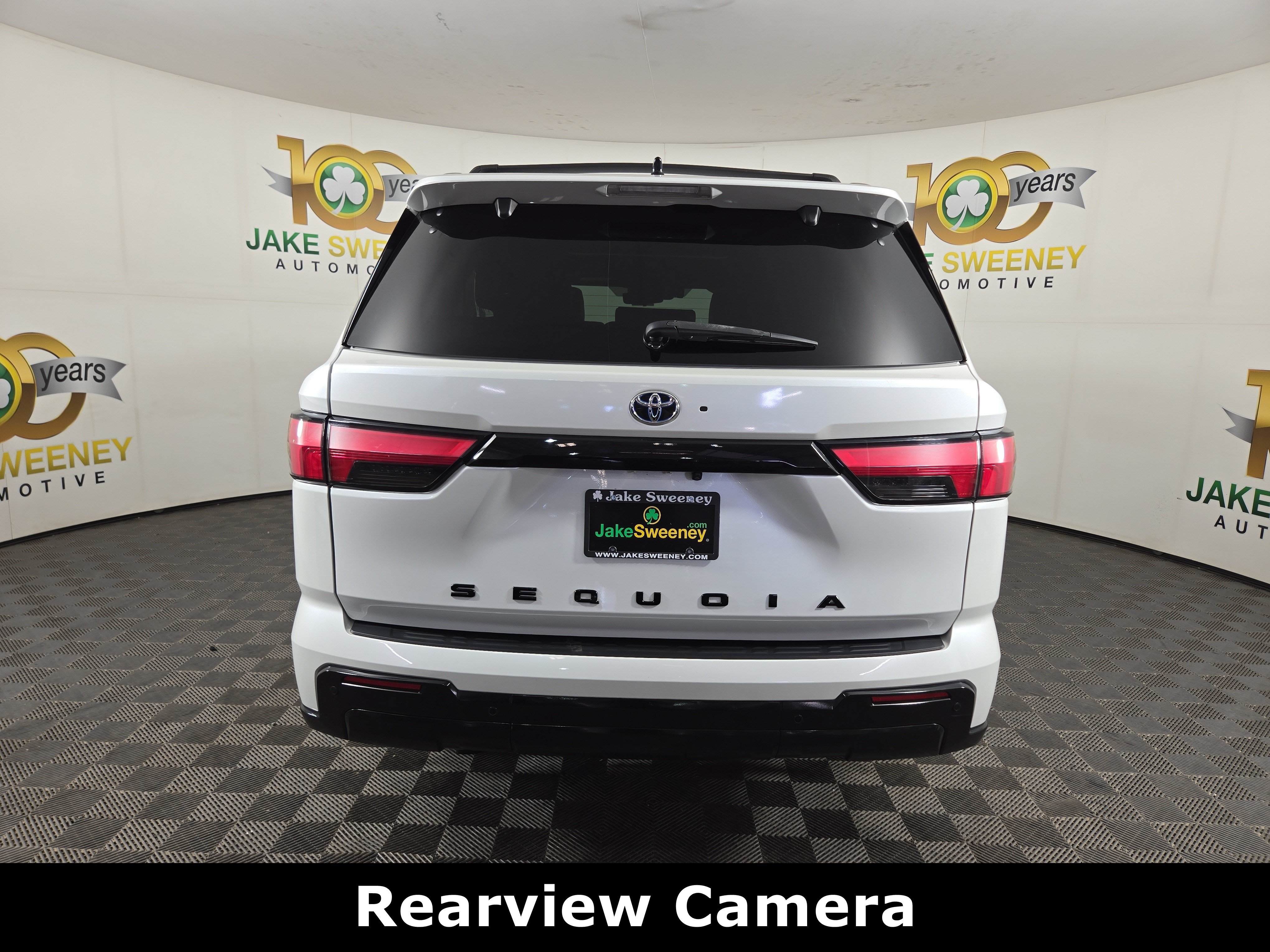 Used 2023 Toyota Sequoia Platinum AWD/4WD image 7