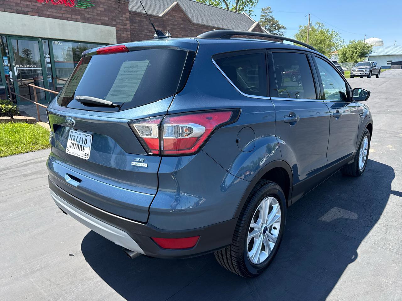 Used 2018 Ford Escape SE w/ SE Sync 3 Package FWD image 8