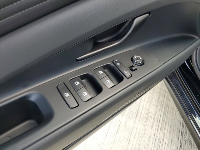 New 2026 Hyundai Elantra SEL Sport Premium FWD image 16