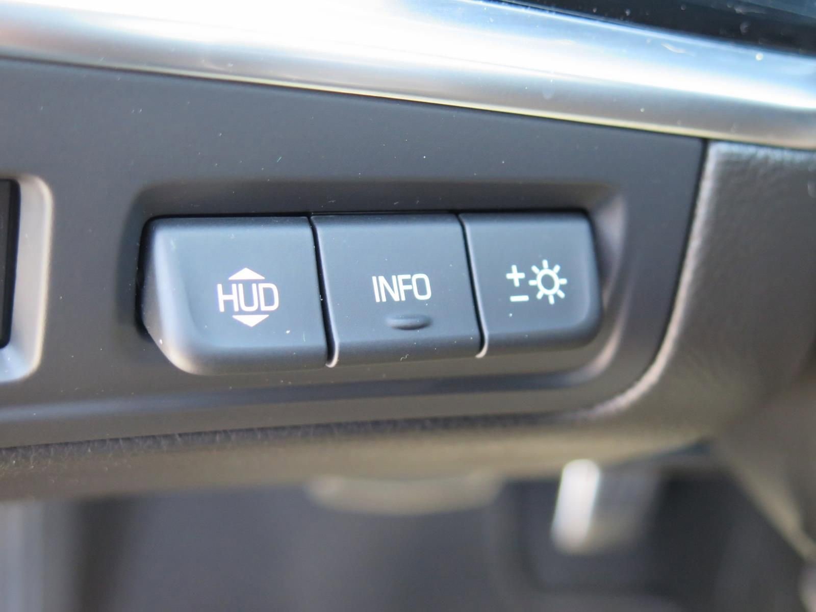 Certified 2024 Cadillac XT6 Sport w/ LPO, Onyx Lite Package image 14