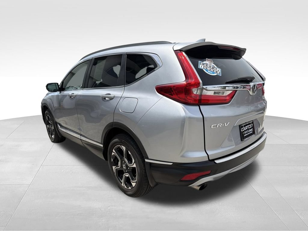Used 2018 Honda CR-V Touring image 2