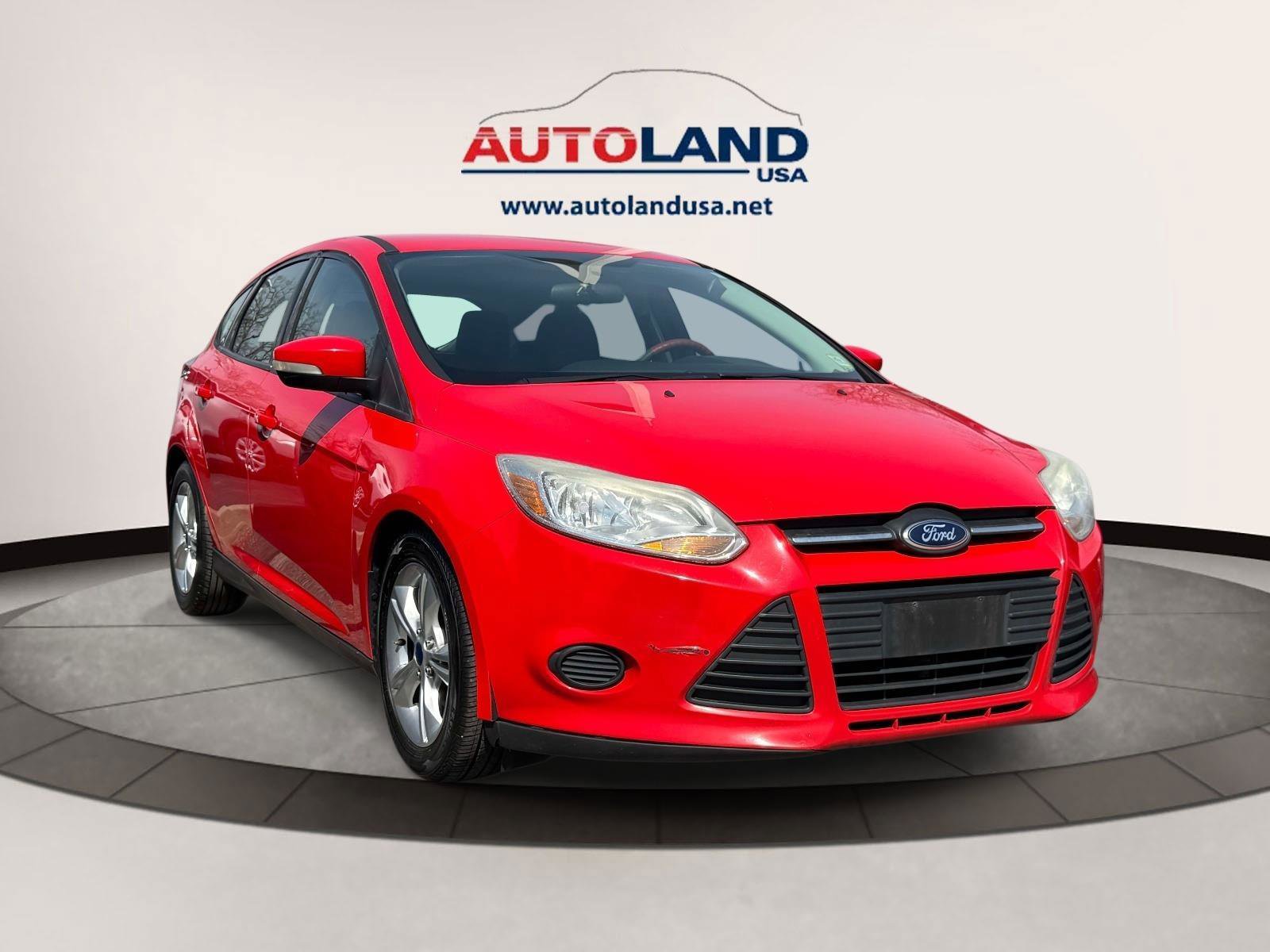 Used 2014 Ford Focus SE image 2