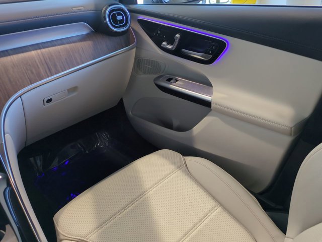 Certified 2024 Mercedes-Benz GLC 300 4MATIC image 17